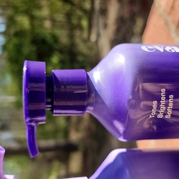 Eva NYC Tone It Down Blonde Shampoo and Conditioner Set - Picture 2 of 6